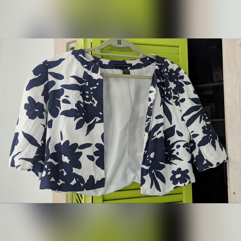 Grace Elements Navy and White Floral Blazer